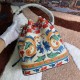 510 [Dolce Gabbana] Classic bucket bag, crossbody, special products for overseas purchasing, new bag style and aura, any combination can be used as long as there is a fashionable heart, you can keep it clearly when and where DG will always show you infini