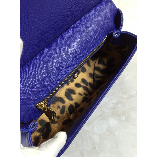 410 Small, high-end product [Dolce Gabbana] crossbody women's bag ➰Delicate handmade, classic style, solid color versatile, favorite of many celebrities, crossbody, mirror, overseas purchasing special products!Imported palm-print cowhide with original har