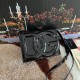 530 [Dolce Gabbana] Model number: 5515 Top original list ➰Delicious handmade, imported cowhide bag body with pure handmade oil edges on top, embellished with standing effect quilted DG log Fashion trend, favorite of many celebrities, crossbody, overseas p