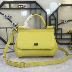 410 Small, high-end product [Dolce Gabbana] crossbody women's bag ➰Delicate handmade, classic style, solid color versatile, favorite of many celebrities, crossbody, mirror, overseas purchasing special products!Imported palm-print cowhide with original har