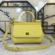 410 Small, high-end product [Dolce Gabbana] crossbody women's bag ➰Delicate handmade, classic style, solid color versatile, favorite of many celebrities, crossbody, mirror, overseas purchasing special products!Imported palm-print cowhide with original har