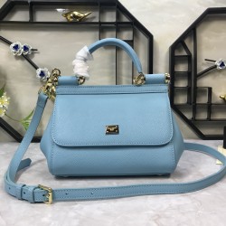 410 Small, high-end product [Dolce Gabbana] crossbody women's bag ➰Delicate handmade, classic style, solid color versatile, favorite of many celebrities, crossbody, mirror, overseas purchasing special products!Imported palm-print cowhide with original har