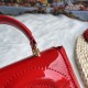 570 [Dolce Gabbana] Model number: 9112 Original order ➰Delicate handmade, imported cowhide bag body with pure handmade oil edges on top, embellished with standing effect quilted DG log Fashion trend, favorite of many celebrities, crossbody, overseas purch