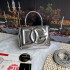 570 [Dolce Gabbana] Model number: 9112 Original order ➰Delicate handmade, imported cowhide bag body with pure handmade oil edges on top, embellished with standing effect quilted DG log Fashion trend, favorite of many celebrities, crossbody, overseas purch