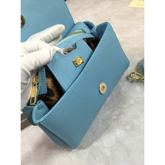 410 Small, high-end product [Dolce Gabbana] crossbody women's bag ➰Delicate handmade, classic style, solid color versatile, favorite of many celebrities, crossbody, mirror, overseas purchasing special products!Imported palm-print cowhide with original har
