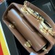 630 [Dolce Gabbana] Model number: 5180# Original order ➰Delicious handmade Imported cowhide with original hardware bag body with pure handmade oil on top of the top of many celebrities' favorites, crossbody, special products for overseas purchasing agents