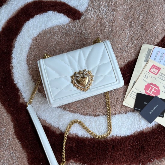 580 small [Dolce Gabbana] model number 4152 original list ➰Delicious handmade imported cowhide with original hardware bag body pure handmade oil on top of the bag, many celebrities' favorites, crossbody, overseas purchasing special products, fashionable a
