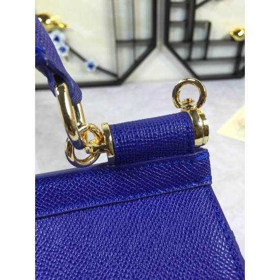 410 Small, high-end product [Dolce Gabbana] crossbody women's bag ➰Delicate handmade, classic style, solid color versatile, favorite of many celebrities, crossbody, mirror, overseas purchasing special products!Imported palm-print cowhide with original har