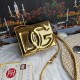 530 [Dolce Gabbana] Model number: 5515 Top original list ➰Delicious handmade, imported cowhide bag body with pure handmade oil edges on top, embellished with standing effect quilted DG log Fashion trend, favorite of many celebrities, crossbody, overseas p