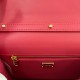 530 [Dolce Gabbana] Model number: 5515 Top original list ➰Delicious handmade, imported cowhide bag body with pure handmade oil edges on top, embellished with standing effect quilted DG log Fashion trend, favorite of many celebrities, crossbody, overseas p