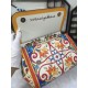 480 [Dolce Gabbana] The same crossbody bag as a celebrity, crossbody, mirror, overseas purchasing special products, fashionable and aura, brand new bag style, any combination can be as long as there is a fashionable heart, you can keep it clearly, when an
