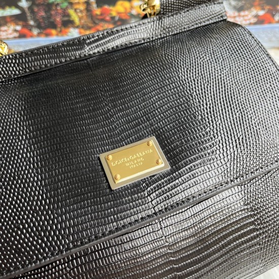 510 [Dolce Gabbana] Model number: 4662 Lizard Diamond Original Single Perfect Bag Shape Imported Top-Level Lizard Pattern Cowhide, Customized Vacuum High Electroplating Hardware, Versatile Bag Style, Hand-in Crossbody is suitable for any occasion, Gorgeou