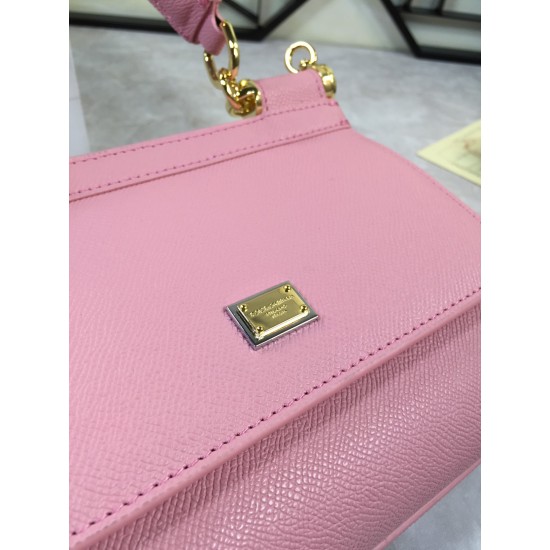 410 small high-end product [Dolce Gabbana] crossbody women's bag ➰Delicate handmade classic style solid color versatile. Favorite of many celebrities. Crossbody can be matched with mirrors. Special products for overseas purchasing agents!Imported palm-pri
