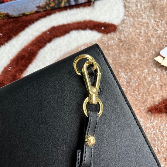 600 [Dolce Gabbana] Model number: 5188 original list ➰Semantic delicate handmade imported cowhide, front DG logo, pure handmade oil on the top of the bag, favorite of many celebrities, overseas purchasing special products, style and aura, new bag style, a