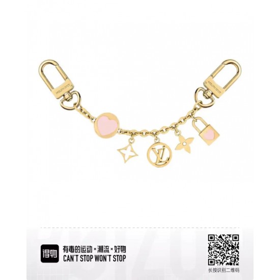 60 M01421 Pink Love Keychain Chain LOUIS VUITTON Official Website LV CHROMATIC Bag Decoration and Keychain.✨LV Chromatic bag decoration and keychain continuous writing series design, using matte lines to outline polished LV letter hanging ornaments, paire 60 M01421 Pink Love Keychain Chain LOUIS VUITTON Official Website LV CHROMATIC Bag Decoration and Keychain.✨LV Chromatic bag decoration and keychain continuous writing series design, using matte lines to outline polished LV letter hanging ornaments, paire