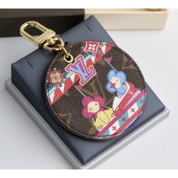 45 new lv keychain is coming ❤️ The little beauty is coming with a very rich look‼️Super Qlogo as the main body️The printing is clear and clear 914080