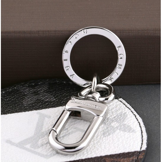 45 new keychain, pendants are coming⭕️3⃣️Color splicing, black, presbyterian skin, rich color matching, super versatile and super Q, attracting countless eyes, must-have when going out 914080 45 new keychain, pendants are coming⭕️3⃣️Color splicing, black, presbyterian skin, rich color matching, super versatile and super Q, attracting countless eyes, must-have when going out 914080