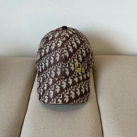 P40 [DIOR] new simple baseball cap with volume, new model shipped, big brand models are super easy to match, hurry up and buy them!