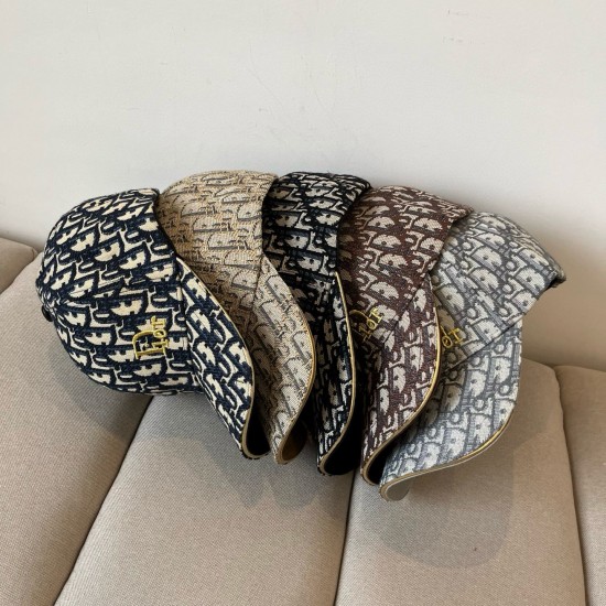 P40 [DIOR] new simple baseball cap with volume, new model shipped, big brand models are super easy to match, hurry up and buy them!