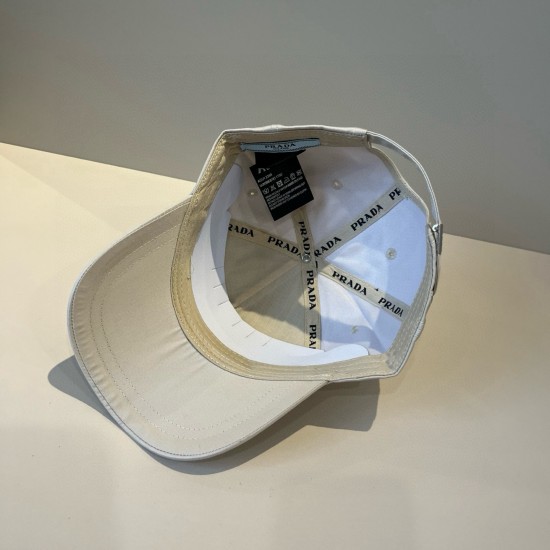P40 PRADA new classic baseball cap purchase version!Fashion trend, high-end workmanship!Extraordinary quality, please take a real photo of the details P40 PRADA new classic baseball cap purchase version!Fashion trend, high-end workmanship!Extraordinary quality, please take a real photo of the details