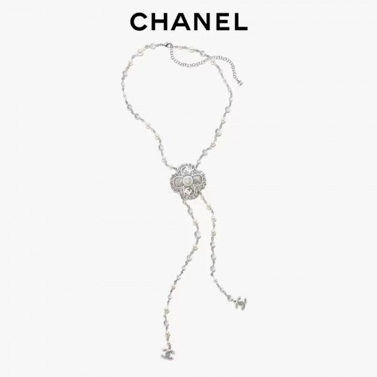 Xiaoxiang new style cross shape flowers pearl rhinestones long necklace sweater chain ✨✨ Fashion high-end feeling 105¥ Xiaoxiang new style cross shape flowers pearl rhinestones long necklace sweater chain ✨✨ Fashion high-end feeling 105¥
