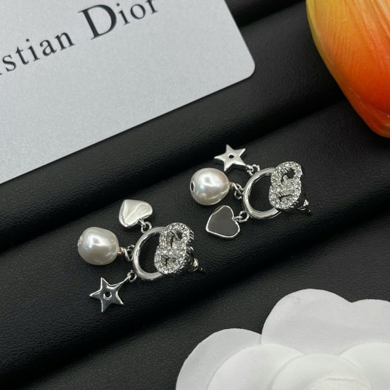 Dior stud earrings 25 Dior stud earrings 25