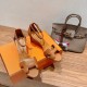 Palmprint. Heel height 7cm Hermes top version. High-heeled sandals 350Herme* Early Spring Counter New High-heeled Sandal Series ✔️Upper: Epson leather suede palm print ✔️Inner: Imported mixed-bred sheepskin ✔️Heel height: 7cm 9cm 10.5cm ✔️Outs: Original I Palmprint. Heel height 7cm Hermes top version. High-heeled sandals 350Herme* Early Spring Counter New High-heeled Sandal Series ✔️Upper: Epson leather suede palm print ✔️Inner: Imported mixed-bred sheepskin ✔️Heel height: 7cm 9cm 10.5cm ✔️Outs: Original I