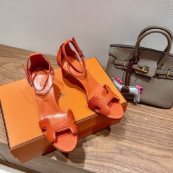 Palmprint. Heel height 7cm Hermes top version. High-heeled sandals 350Herme*2022 early spring counter new high-heeled sandal series ✔️Upper: Epson leather suede palm print ✔️Inner: Imported mixed-bred sheepskin ✔️Heel height: 7cm 9cm 10.5cm ✔️outsole: Ori