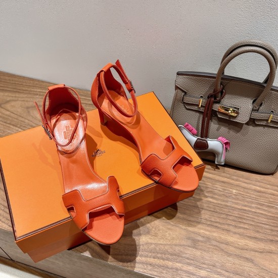 Palmprint. Heel height 7cm Hermes top version. High-heeled sandals 350Herme*2022 early spring counter new high-heeled sandal series ✔️Upper: Epson leather suede palm print ✔️Inner: Imported mixed-bred sheepskin ✔️Heel height: 7cm 9cm 10.5cm ✔️outsole: Ori Palmprint. Heel height 7cm Hermes top version. High-heeled sandals 350Herme*2022 early spring counter new high-heeled sandal series ✔️Upper: Epson leather suede palm print ✔️Inner: Imported mixed-bred sheepskin ✔️Heel height: 7cm 9cm 10.5cm ✔️outsole: Ori