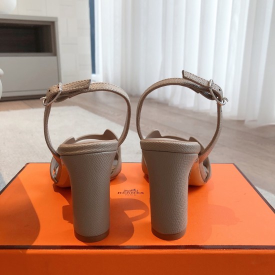 Hermes top-grade, high-heeled, thick-heeled sandals Hermes... a Eclair 2025 new color + hot series style is super positive, with a certain thickness to increase the height and make your legs look longer!A single item that is breathable and comfortable in Hermes top-grade, high-heeled, thick-heeled sandals Hermes... a Eclair 2025 new color + hot series style is super positive, with a certain thickness to increase the height and make your legs look longer!A single item that is breathable and comfortable in