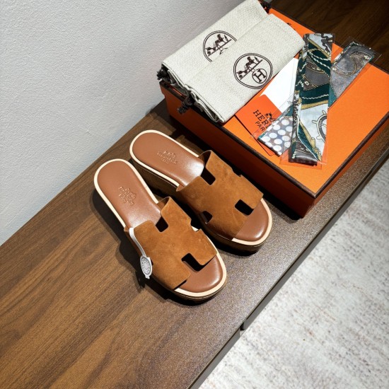 Hermes hot model launched for women¥290 Brand: Hermes HERMES number: H8018-2102 Hermes hot model launched for women¥290 Brand: Hermes HERMES number: H8018-2102