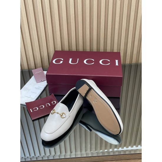 ✌️Gucci✌️Hot-up version is available for 2025 Early Autumn Series 3.25...Mount-year classic loafers⚡️⚡️New upgrade and production⚡️Purchase level!All spot Gucci loafers single shoes/back styles!Very delicate!The original lasting method is the same as that ✌️Gucci✌️Hot-up version is available for 2025 Early Autumn Series 3.25...Mount-year classic loafers⚡️⚡️New upgrade and production⚡️Purchase level!All spot Gucci loafers single shoes/back styles!Very delicate!The original lasting method is the same as that