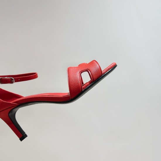 Palmprint. Heel height 7cm Hermes top version. High-heeled sandals 350Herme* Early Spring Counter New High-heeled Sandal Series ✔️Upper: Epson leather suede palm print ✔️Inner: Imported mixed-bred sheepskin ✔️Heel height: 7cm 9cm 10.5cm ✔️Outs: Original I Palmprint. Heel height 7cm Hermes top version. High-heeled sandals 350Herme* Early Spring Counter New High-heeled Sandal Series ✔️Upper: Epson leather suede palm print ✔️Inner: Imported mixed-bred sheepskin ✔️Heel height: 7cm 9cm 10.5cm ✔️Outs: Original I