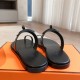 Hermes ❤️Top version. Clip-toe flat bottom drag Hermes... a Eclair 2025 new Kelly+ hit series style is super positive, body-transparent and breathable and comfortable imported cowhide spring and summer color combination and appearance and comfort!Channel Hermes ❤️Top version. Clip-toe flat bottom drag Hermes... a Eclair 2025 new Kelly+ hit series style is super positive, body-transparent and breathable and comfortable imported cowhide spring and summer color combination and appearance and comfort!Channel