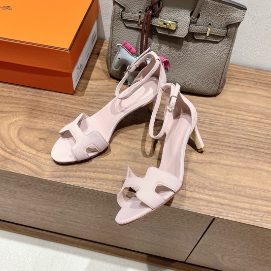 Palmprint. Heel height 7cm Hermes top version. High-heeled sandals 350Herme Early Spring Counter New High-heeled Sandal Series ✔️Upper: Epson leather suede Palmprint ✔️Inner: Imported mixed-bred sheepskin ✔️Heel height: 7cm 9cm 10.5cm ✔️Outs: Original Ita Palmprint. Heel height 7cm Hermes top version. High-heeled sandals 350Herme Early Spring Counter New High-heeled Sandal Series ✔️Upper: Epson leather suede Palmprint ✔️Inner: Imported mixed-bred sheepskin ✔️Heel height: 7cm 9cm 10.5cm ✔️Outs: Original Ita