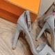 Palmprint. Heel height 10.5cm Hermes top version. High-heeled sandals P350Herme* Early Spring Counter New High-heeled Sandal Series ✔️Upper: Epson leather suede palm print ✔️Inner: Imported mixed-bred sheepskin ✔️Heel height: 10.5cm ✔️Outs: Original Itali Palmprint. Heel height 10.5cm Hermes top version. High-heeled sandals P350Herme* Early Spring Counter New High-heeled Sandal Series ✔️Upper: Epson leather suede palm print ✔️Inner: Imported mixed-bred sheepskin ✔️Heel height: 10.5cm ✔️Outs: Original Itali