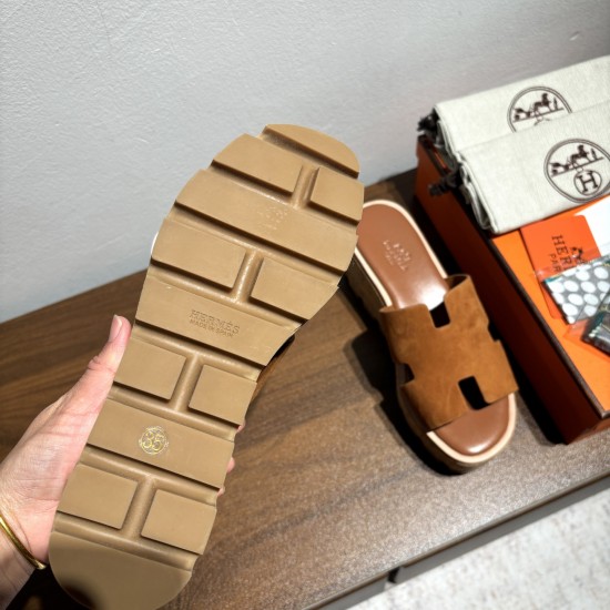 Hermes hot model launched for women¥290 Brand: Hermes HERMES number: H8018-2102 Hermes hot model launched for women¥290 Brand: Hermes HERMES number: H8018-2102