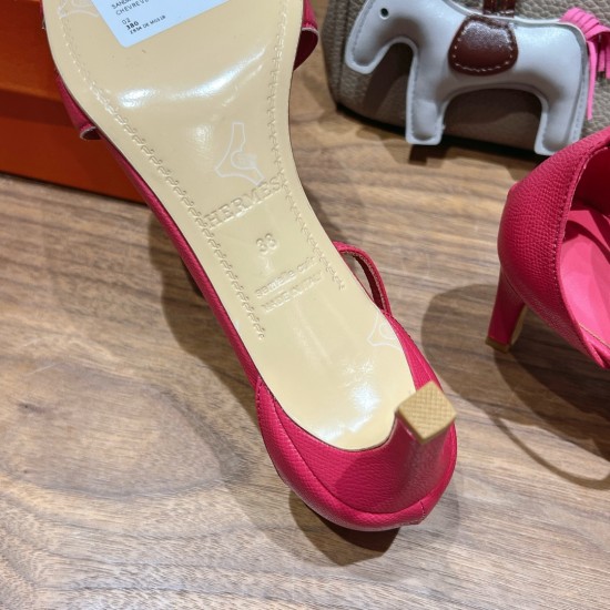 Palmprint. Heel height 7cm Hermes top version. High-heeled sandals P350Herme* Early Spring Counter New High-heeled Sandal Series ✔️Upper: Epson leather suede Palmprint ✔️Inner: Imported mixed-bred sheepskin ✔️Heel height: 7cm 9cm 10.5cm ✔️Outs: Original I Palmprint. Heel height 7cm Hermes top version. High-heeled sandals P350Herme* Early Spring Counter New High-heeled Sandal Series ✔️Upper: Epson leather suede Palmprint ✔️Inner: Imported mixed-bred sheepskin ✔️Heel height: 7cm 9cm 10.5cm ✔️Outs: Original I