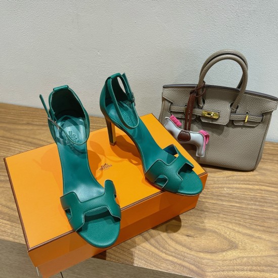 Palmprint. Heel height 9cm Hermes top version. High-heeled sandals P350Herme* Early Spring Counter New High-heeled Sandal Series ✔️Upper: Epson leather suede Palmprint ✔️Inner: Imported mixed-bred sheepskin ✔️Heel height: 9cm ✔️Outs: Original Italian leat Palmprint. Heel height 9cm Hermes top version. High-heeled sandals P350Herme* Early Spring Counter New High-heeled Sandal Series ✔️Upper: Epson leather suede Palmprint ✔️Inner: Imported mixed-bred sheepskin ✔️Heel height: 9cm ✔️Outs: Original Italian leat