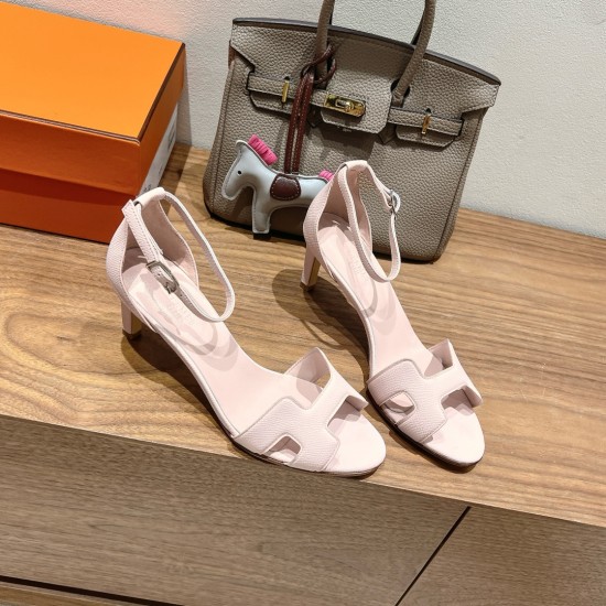 Palmprint. Heel height 7cm Hermes top version. High-heeled sandals 350Herme Early Spring Counter New High-heeled Sandal Series ✔️Upper: Epson leather suede Palmprint ✔️Inner: Imported mixed-bred sheepskin ✔️Heel height: 7cm 9cm 10.5cm ✔️Outs: Original Ita Palmprint. Heel height 7cm Hermes top version. High-heeled sandals 350Herme Early Spring Counter New High-heeled Sandal Series ✔️Upper: Epson leather suede Palmprint ✔️Inner: Imported mixed-bred sheepskin ✔️Heel height: 7cm 9cm 10.5cm ✔️Outs: Original Ita