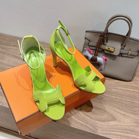 Palmprint. Heel height 9cm Hermes top version. High-heeled sandals P350Herme* Early Spring Counter New High-heeled Sandal Series ✔️Upper: Epson leather suede Palmprint ✔️Inner: Imported mixed-bred sheepskin ✔️Heel height: 9cm ✔️Outs: Original Italian leat Palmprint. Heel height 9cm Hermes top version. High-heeled sandals P350Herme* Early Spring Counter New High-heeled Sandal Series ✔️Upper: Epson leather suede Palmprint ✔️Inner: Imported mixed-bred sheepskin ✔️Heel height: 9cm ✔️Outs: Original Italian leat