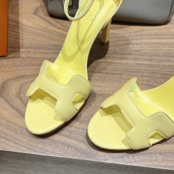 Palmprint. Heel height 9cm Hermes top version. High-heeled sandals P350Herme* Early Spring Counter New High-heeled Sandal Series ✔️Upper: Epson leather suede Palmprint ✔️Inner: Imported mixed-bred sheepskin ✔️Heel height: 9cm ✔️Outs: Original Italian leat