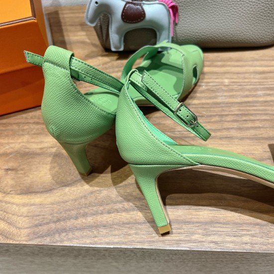 Palmprint. Heel height 7cm Hermes top version. High-heeled sandals 350Herm early spring counter new high-heeled sandal series ✔️Upper: Epson leather suede palm print ✔️Inner: Imported mixed-bred sheepskin ✔️Heel height: 7cm 9cm 10.5cm ✔️outsole: Original Palmprint. Heel height 7cm Hermes top version. High-heeled sandals 350Herm early spring counter new high-heeled sandal series ✔️Upper: Epson leather suede palm print ✔️Inner: Imported mixed-bred sheepskin ✔️Heel height: 7cm 9cm 10.5cm ✔️outsole: Original