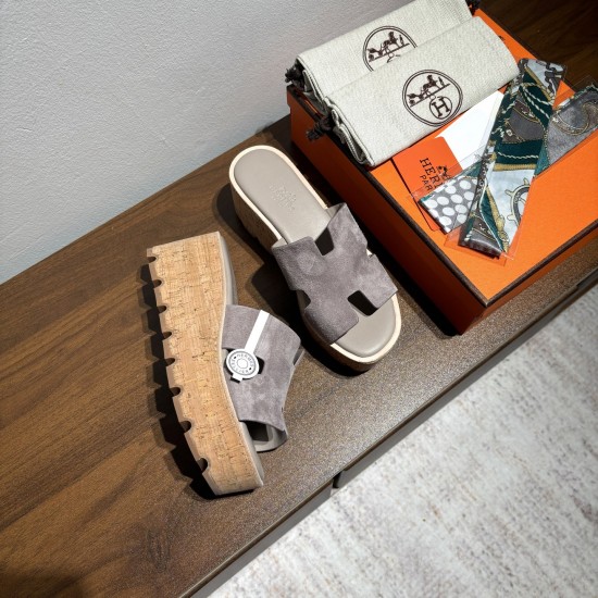 Hermes hot model launched for women¥290 Brand: Hermes HERMES number: H8018-2102 Hermes hot model launched for women¥290 Brand: Hermes HERMES number: H8018-2102