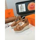 300Herms/Hermes classic waterproof platform H slope heel rope sandals with extremely retro design. It has a strong exotic style and fashionable feeling, and it has a tone for casual wear. Simple styles are easy to match with high-end feel. It is great. Th 300Herms/Hermes classic waterproof platform H slope heel rope sandals with extremely retro design. It has a strong exotic style and fashionable feeling, and it has a tone for casual wear. Simple styles are easy to match with high-end feel. It is great. Th