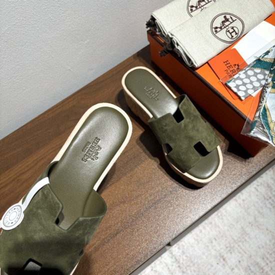 Hermes hot model launched for women¥290 Brand: Hermes HERMES number: H8018-2102 Hermes hot model launched for women¥290 Brand: Hermes HERMES number: H8018-2102