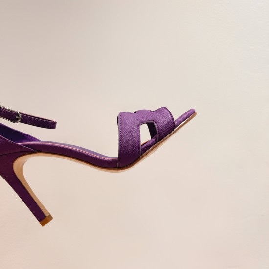 Palmprint. Heel height 9cm Hermes top version. High-heeled sandals P350Herme* Early Spring Counter New High-heeled Sandal Series ✔️Upper: Epson leather suede Palmprint ✔️Inner: Imported mixed-bred sheepskin ✔️Heel height: 9cm ✔️Outs: Original Italian leat Palmprint. Heel height 9cm Hermes top version. High-heeled sandals P350Herme* Early Spring Counter New High-heeled Sandal Series ✔️Upper: Epson leather suede Palmprint ✔️Inner: Imported mixed-bred sheepskin ✔️Heel height: 9cm ✔️Outs: Original Italian leat
