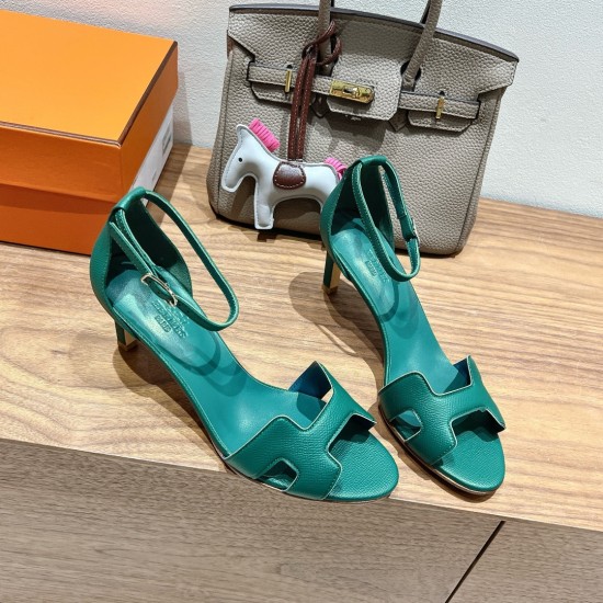 Palmprint. Heel height 7cm Hermes top version. High-heeled sandals 350Herme* Early Spring Counter New High-heeled Sandal Series ✔️Upper: Epson leather suede palm print ✔️Inner: Imported mixed-bred sheepskin ✔️Heel height: 7cm 9cm 10.5cm ✔️Outs: Original I Palmprint. Heel height 7cm Hermes top version. High-heeled sandals 350Herme* Early Spring Counter New High-heeled Sandal Series ✔️Upper: Epson leather suede palm print ✔️Inner: Imported mixed-bred sheepskin ✔️Heel height: 7cm 9cm 10.5cm ✔️Outs: Original I