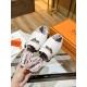 330 [top version of the counter]… Hermes - kelly slim heel sandals… Hermes brain-dead fans must buy top quality…--Classic undefeated hardware original mold replica upper: imported top layer cowhide foot pad: 3D printed lining: imported lambskin outsole: I