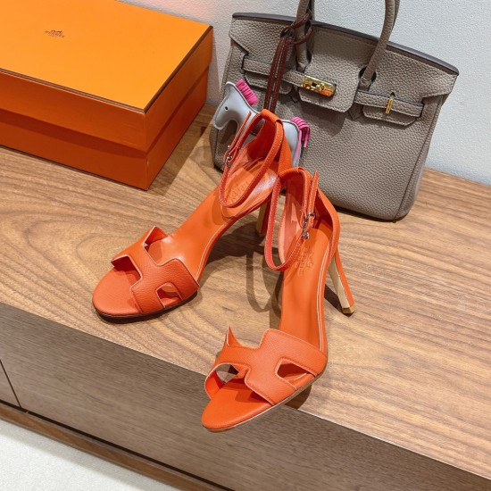 Palmprint. Heel height 9cm Hermes top version. High-heeled sandals P350Herme* Early Spring Counter New High-heeled Sandal Series ✔️Upper: Epson leather suede Palmprint ✔️Inner: Imported mixed-bred sheepskin ✔️Heel height: 9cm ✔️Outs: Original Italian leat Palmprint. Heel height 9cm Hermes top version. High-heeled sandals P350Herme* Early Spring Counter New High-heeled Sandal Series ✔️Upper: Epson leather suede Palmprint ✔️Inner: Imported mixed-bred sheepskin ✔️Heel height: 9cm ✔️Outs: Original Italian leat